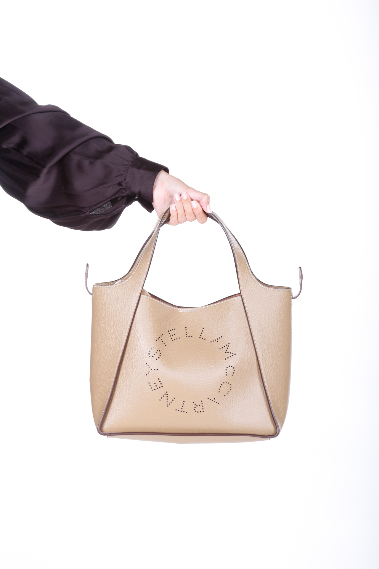 Stella Mc Cartney, Borsa